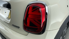 MINI Hatchback 1.5 Cooper Exclusive 5dr Auto Petrol Hatchback